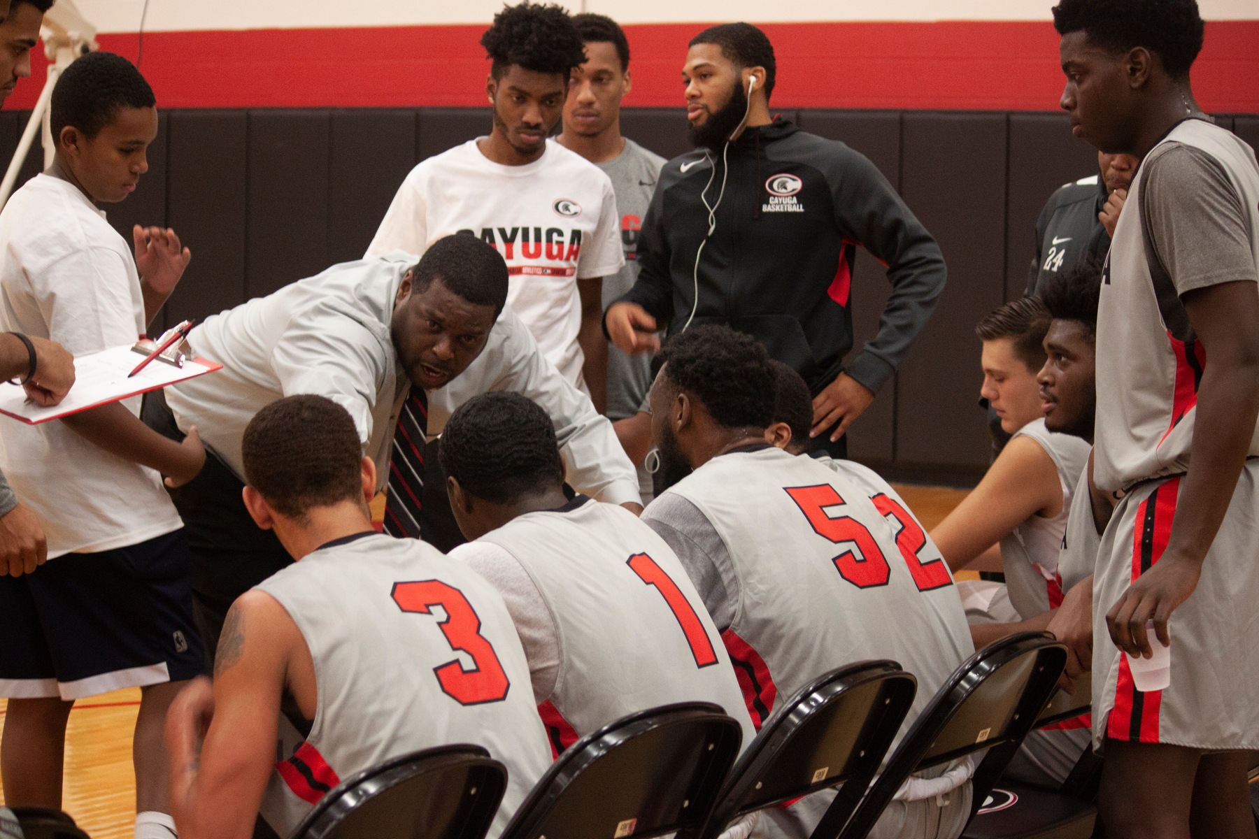 The Cayuga Community College Men's Basketball Team recently dropped a close game to Davis College. The team enters the midseason break with a record of 4-5. Photo courtesy of the Cayuga Collegian.
